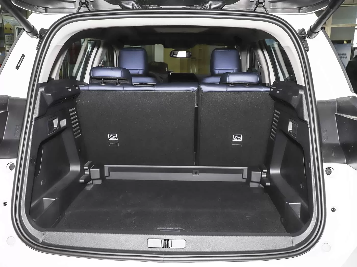 Citroën C5 Aircross 2026, версия 400 л.с., флагманская серия – Китай, экспорт б/у автомобилей