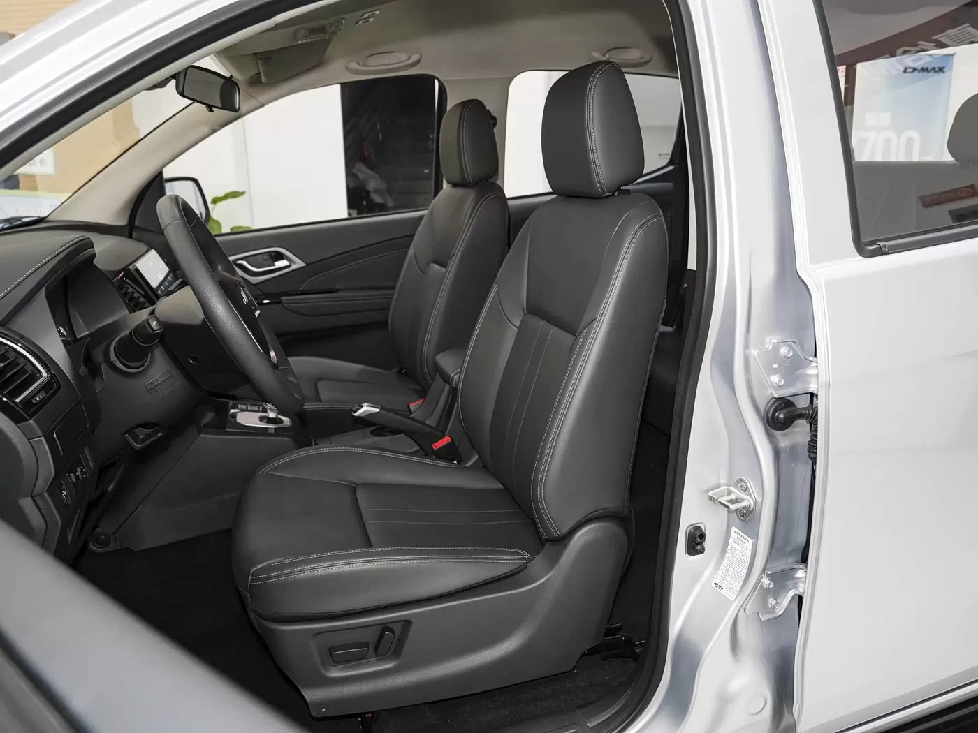 Дизельный пикап Isuzu 2.5T — высокопроизводительный экспортный пикап