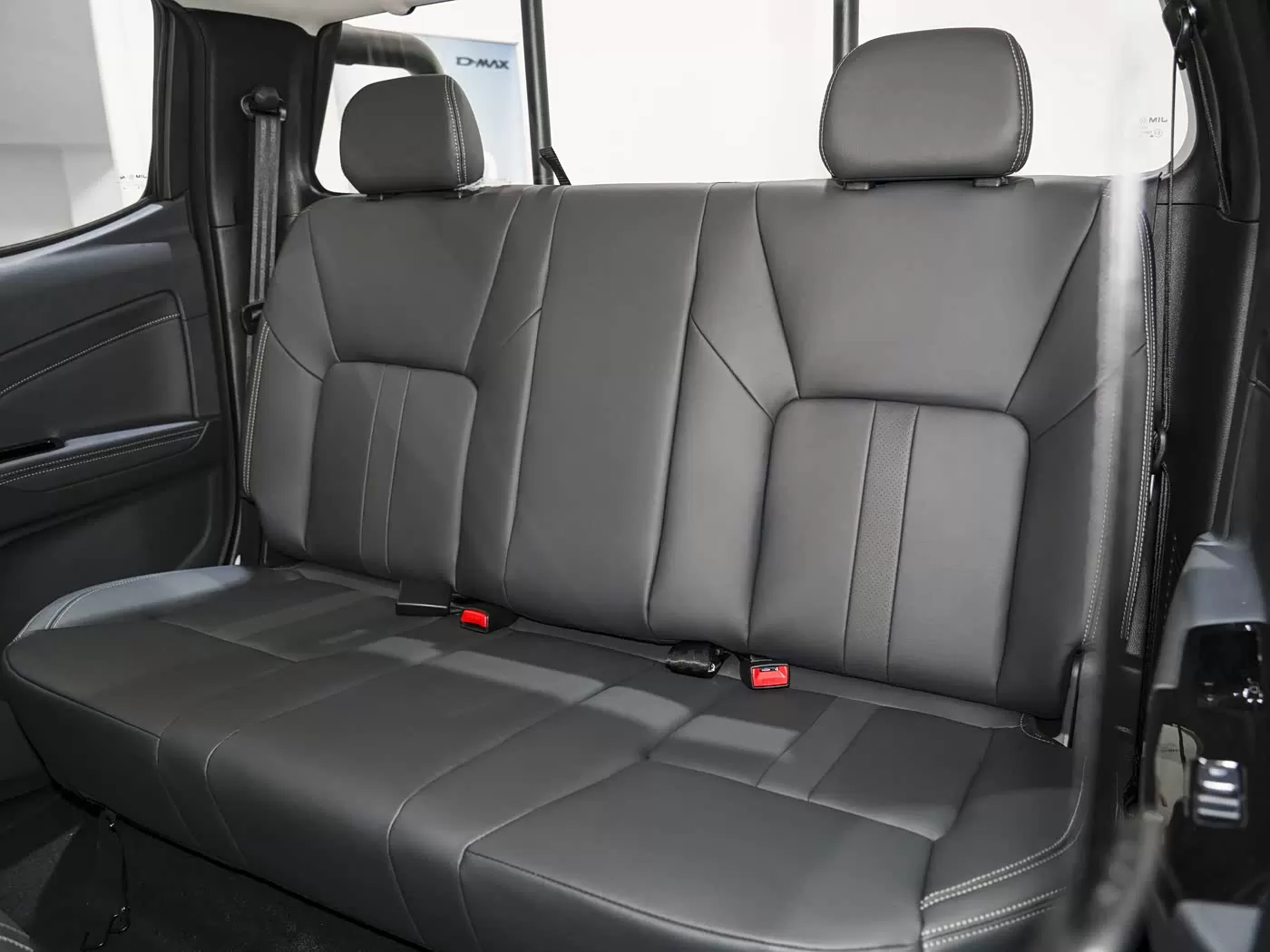 Дизельный пикап Isuzu 2.5T — высокопроизводительный экспортный пикап