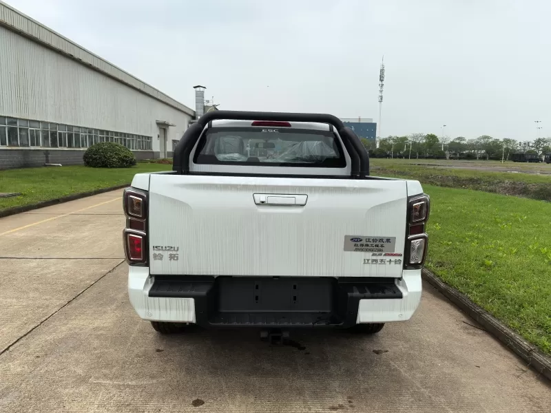 Isuzu Lingtuo Cross-Country 2.5T 4X4 Дизельный пикап-Совершенно новый из Китая