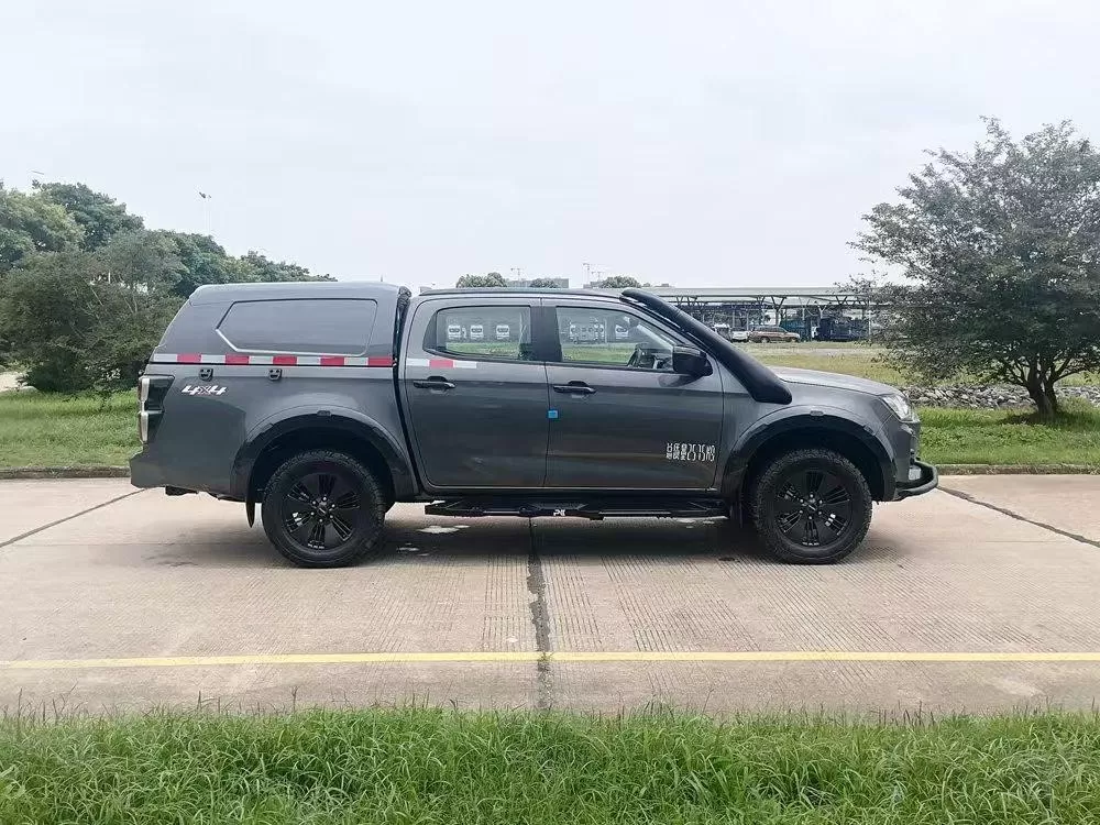 Модифицированный пикап Isuzu D-MAX со съемным водонепроницаемым навесом для безопасного хранения груза