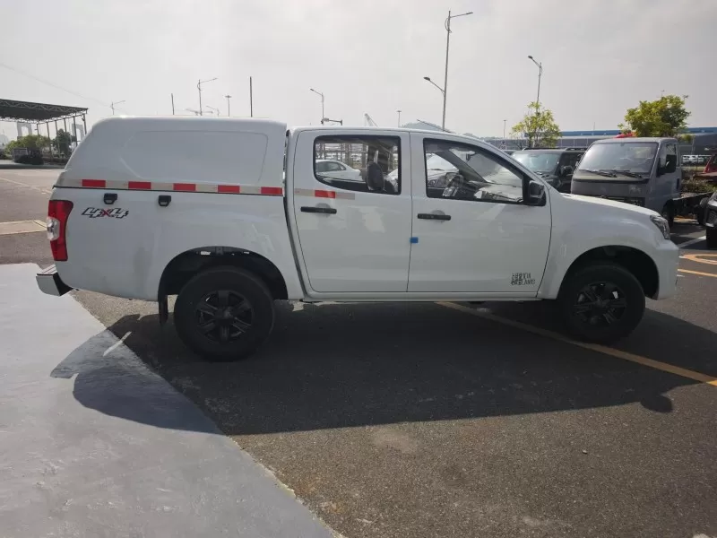 Isuzu RE-MAX Механический дизельный пикап со съемной крышкой багажника