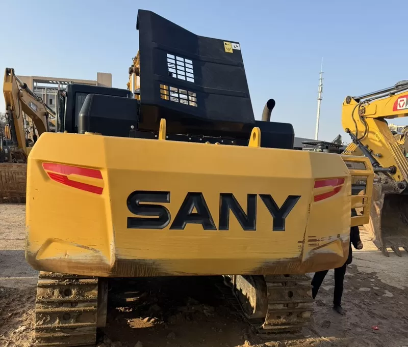 Доступный подержанный гусеничный экскаватор Sany SY375H — идеально подходит для строительных нужд