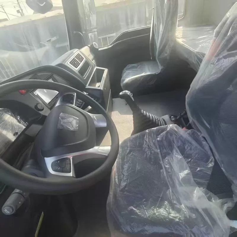 Высокопроизводительный инженерный самосвал большой грузоподъемности SITRAK G7H 8×4 б/у