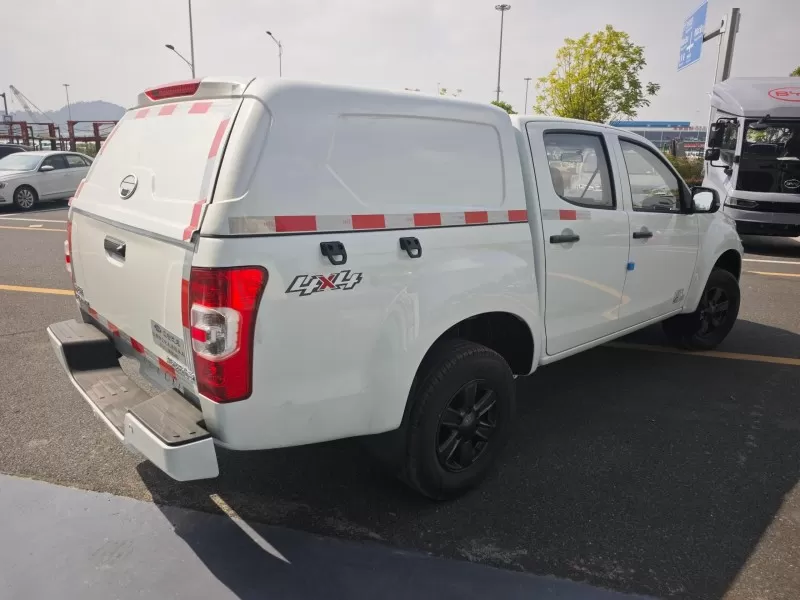 Isuzu RE-MAX Механический дизельный пикап со съемной крышкой багажника