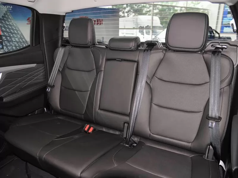Isuzu D-MAX Cross Country 3.0T 4X4 Дизельный пикап из Китая
